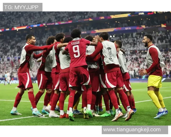 英超激战巴萨凭借点球险胜热刺全场沸腾精彩集锦回顾